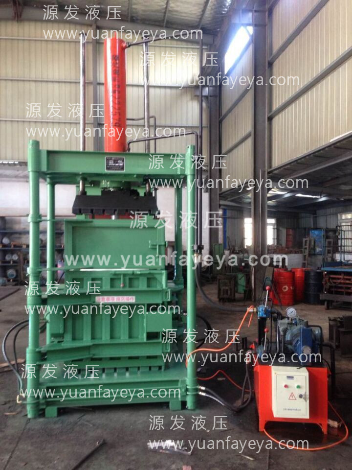 100噸壓力毛紗打包機(jī)（四立柱四開門）