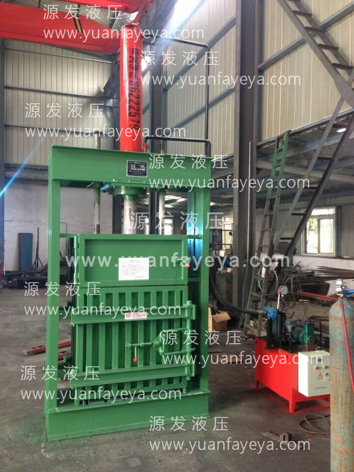 100公斤毛紗打包機(jī)