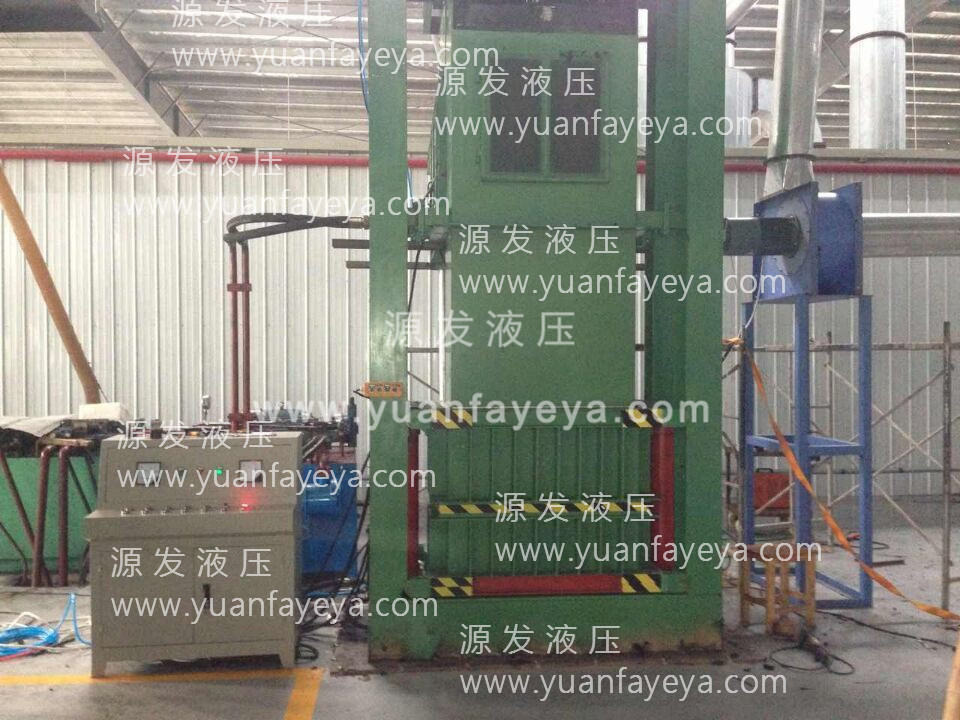 100型半自動頂箱打包機