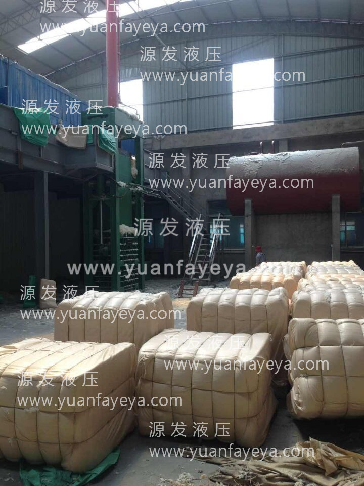 200噸壓力羊毛打包機（人工型）